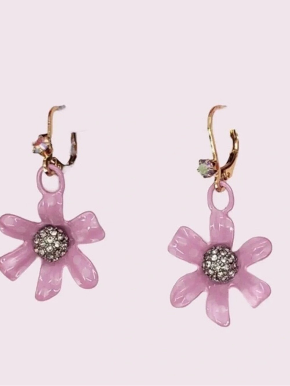 🧚‍♀️Betsey Johnson 🌸 Pink Daisy Flower Rhinestone Dangle Earrings NWT